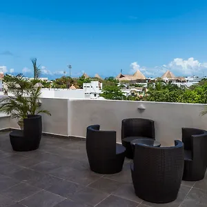 https://suite-24.allrivieramayahotels.com